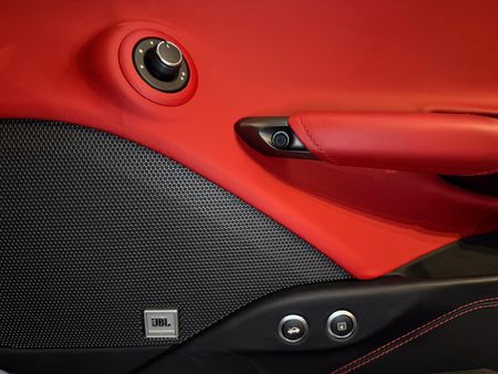 2018-Ford-Mustang-Convertible_15