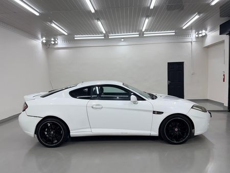 2008-Hyundai-Tiburon-27-GLS-Auto_3