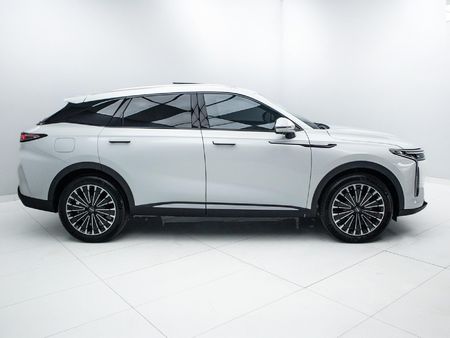 2026-Omoda-C9-20T-Explore-AWD_3
