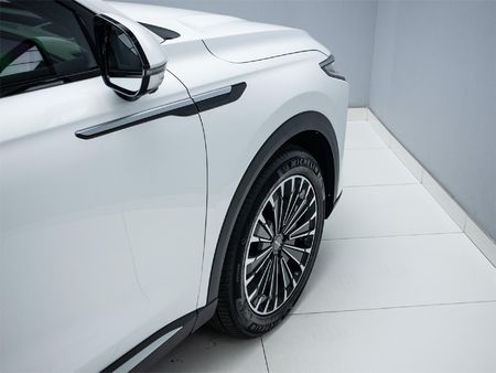 2026-Omoda-C9-20T-Explore-AWD_6
