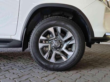 2026-Toyota-Fortuner-24-GD-6-RB-Auto_21