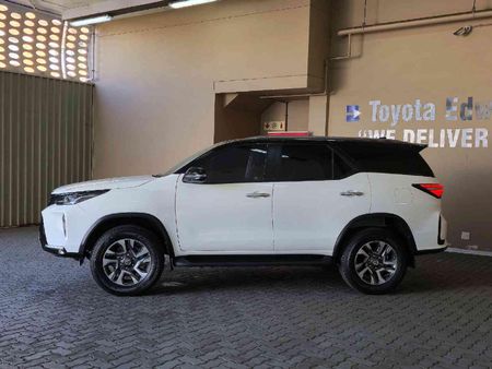 2026-Toyota-Fortuner-24-GD-6-RB-Auto_23