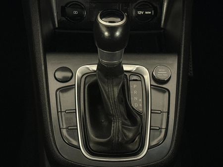 2022-Hyundai-Kona-20-Executive-IVT_10