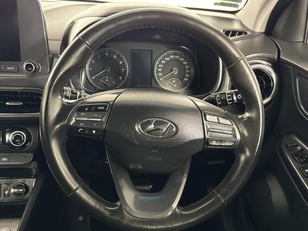 2022-Hyundai-Kona-20-Executive-IVT_11