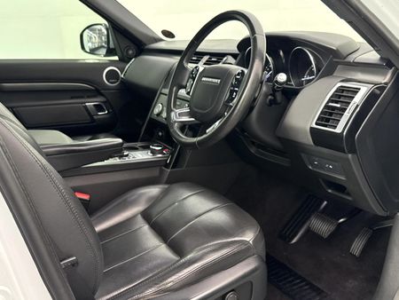 2019-Land-Rover-Discovery-30-TD6-SE_9