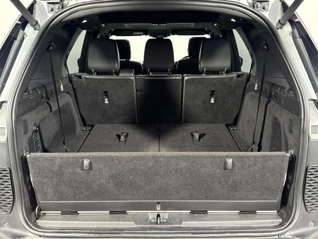 2019-Land-Rover-Discovery-30-TD6-SE_15