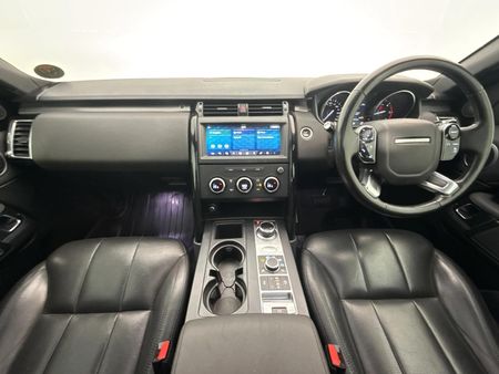 2019-Land-Rover-Discovery-30-TD6-SE_1