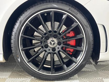 2021-Mercedes-Benz-A-Class-A-250-Sport-Sedan_5