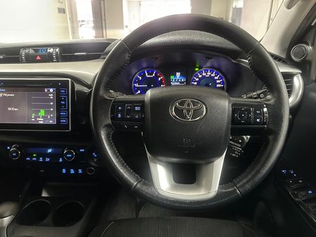 2017-Toyota-Hilux-28-GD-6-Raider-4x4-Double-Cab-Auto_12