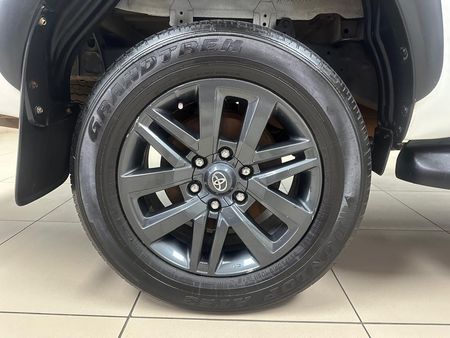 2017-Toyota-Hilux-28-GD-6-Raider-4x4-Double-Cab-Auto_13