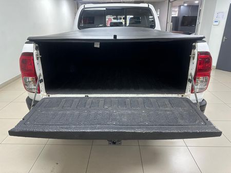 2017-Toyota-Hilux-28-GD-6-Raider-4x4-Double-Cab-Auto_6