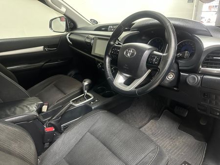 2017-Toyota-Hilux-28-GD-6-Raider-4x4-Double-Cab-Auto_7