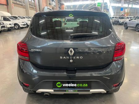 2018-Renault-Sandero-900T-Stepway-Expression_5