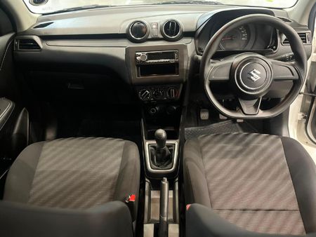 2022-Suzuki-Swift-12-GA_4