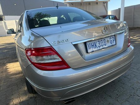2007-Mercedes-Benz-C-Class-C-200K-Classic-Auto_9