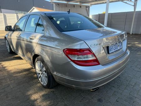2007-Mercedes-Benz-C-Class-C-200K-Classic-Auto_10