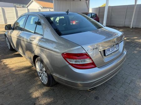2007-Mercedes-Benz-C-Class-C-200K-Classic-Auto_11