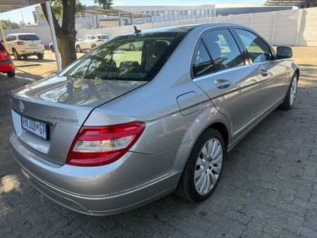 2007-Mercedes-Benz-C-Class-C-200K-Classic-Auto_7