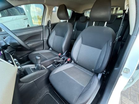 2020-Nissan-Micra-900T-Visia_11