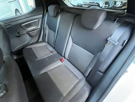 2020-Nissan-Micra-900T-Visia_12