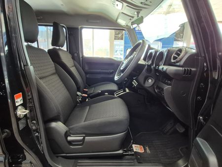 2024-Suzuki-Jimny-15-GLX-Auto_13