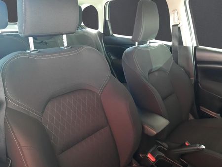 2025-Suzuki-Grand-Vitara-15-GL-Auto_9