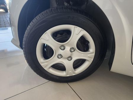 2025-Kia-Picanto-10-LS_5
