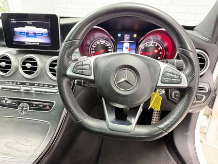 2018-Mercedes-Benz-C-Class-C-200-AMG-Line-Auto_9