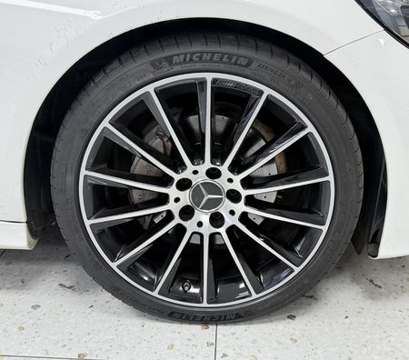 2018-Mercedes-Benz-C-Class-C-200-AMG-Line-Auto_13