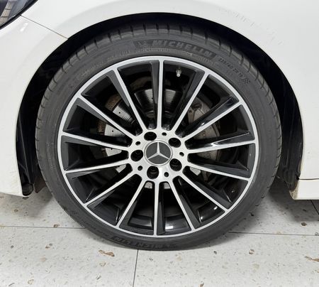 2018-Mercedes-Benz-C-Class-C-200-AMG-Line-Auto_15