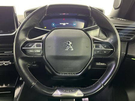 2021-Peugeot-2008-GT-12T-Auto_12