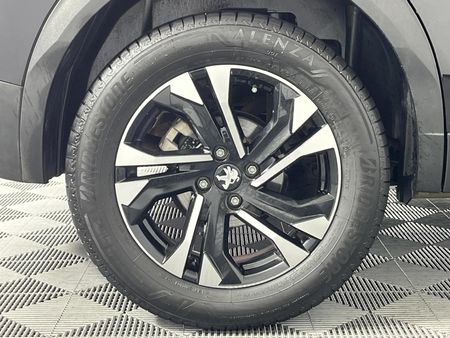 2021-Peugeot-2008-GT-12T-Auto_7