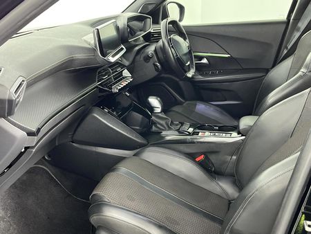 2021-Peugeot-2008-GT-12T-Auto_8