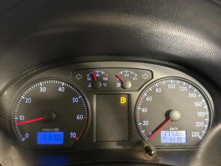 2013-Volkswagen-Polo-Vivo-14-Trendline-5-dr_1