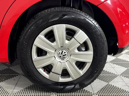 2013-Volkswagen-Polo-Vivo-14-Trendline-5-dr_4