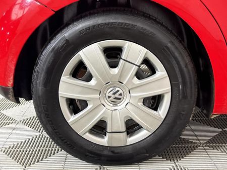 2013-Volkswagen-Polo-Vivo-14-Trendline-5-dr_5