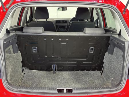 2021-Volkswagen-Polo-Vivo-14-Trendline-5-dr_14