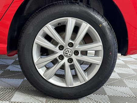 2021-Volkswagen-Polo-Vivo-14-Trendline-5-dr_7