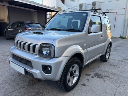 2014-Suzuki-Jimny-13_1