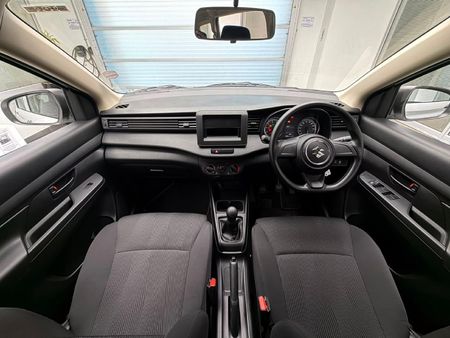 2026-Suzuki-Ertiga-15-GA_24