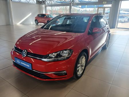 2018-Volkswagen-Golf-VII-14-TSI-Comfortline-Auto_2