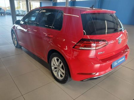 2018-Volkswagen-Golf-VII-14-TSI-Comfortline-Auto_4