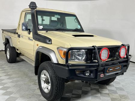 2020-Toyota-Land-Cruiser-79-45-D-Namib-Single-Cab_14