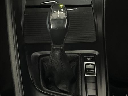 2017-BMW-X1-sDrive18i-xLine-Auto_10