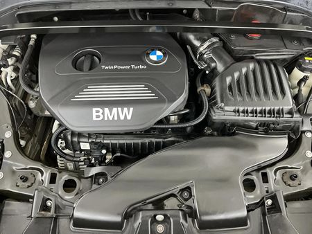 2017-BMW-X1-sDrive18i-xLine-Auto_12