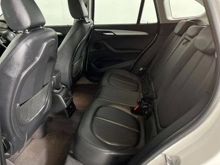 2017-BMW-X1-sDrive18i-xLine-Auto_3