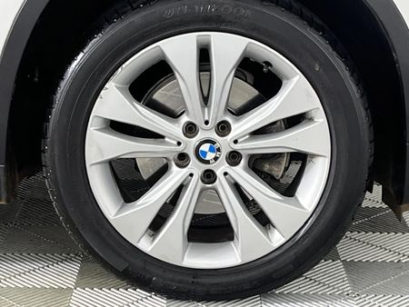 2017-BMW-X1-sDrive18i-xLine-Auto_5