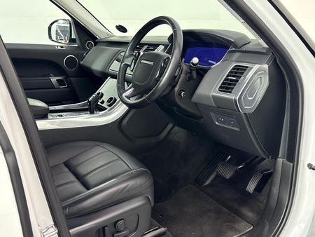 2019-Land-Rover-Range-Rover-Sport-30-D-SE-190kW_9