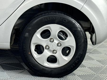 2022-Kia-Picanto-10-Start_6