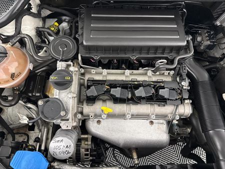 2019-Volkswagen-Polo-Vivo-14-Trendline-5-dr_12